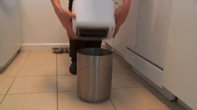 Tip Talk: Cleaning Toasters - Woman's Day Magazine смотреть онлайн