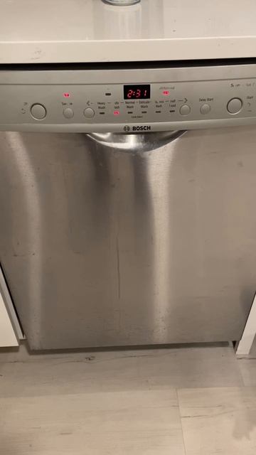 Weird noise on my Bosch dishwasher. Does it sound like the drainage pump? Thoughts? смотреть онлайн