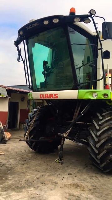 #claas tucano# смотреть онлайн