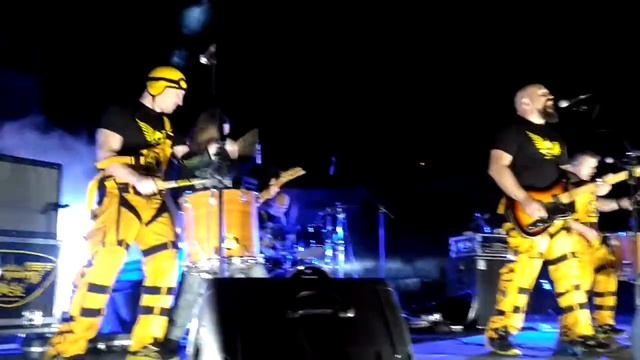 От Винта - Попереду + Гимн Украины смотреть онлайн