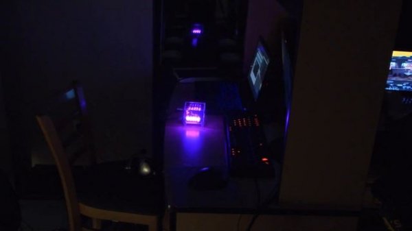 The Luminous Hexahedron