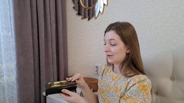 Декор на прикроватной тумбе | уютная атмосфера в винтажном стиле смотреть онлайн