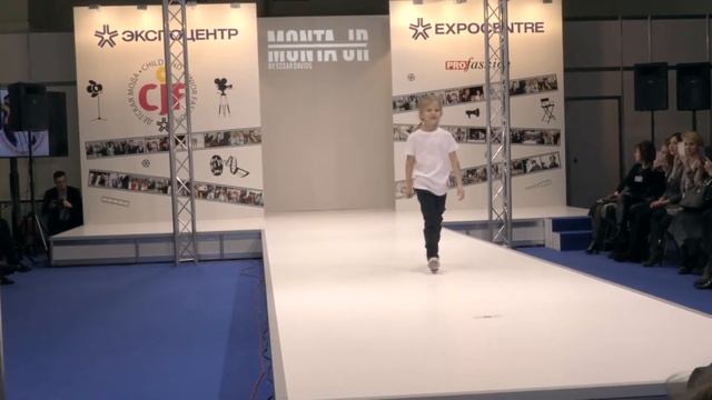 2019/02 SZ EXPO. Коллекция Monta JR смотреть онлайн