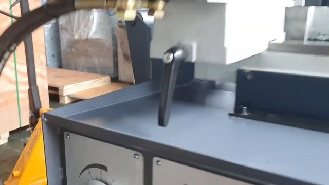 TTMC 반자동 밴드쏘 유압식 BS 315GH 톱기계