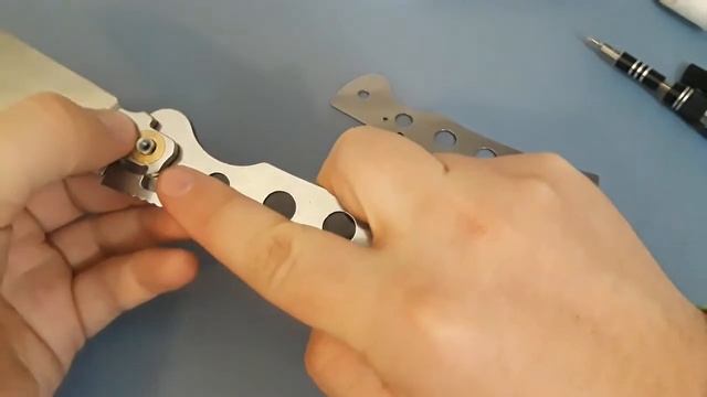 Kizer Slicer Disassembly And Rant (Read Description)