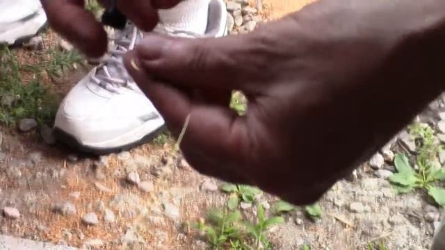 How To Tie Hitch Pin Loops and Thread Tuning Pins смотреть онлайн