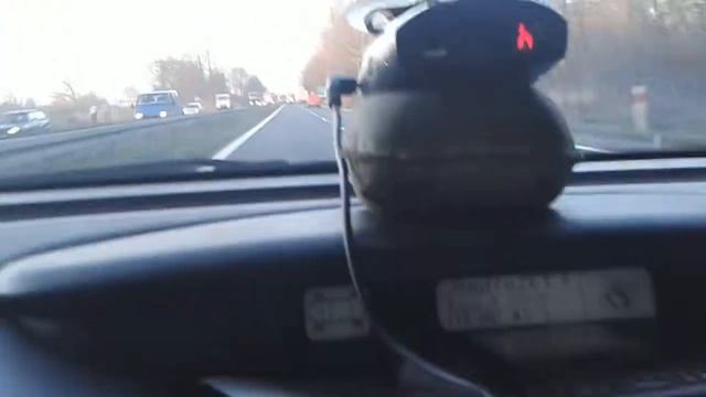 Cobra XRS 9330 najazd na fotoradar wykrycie ok. 250 metrów смотреть онлайн