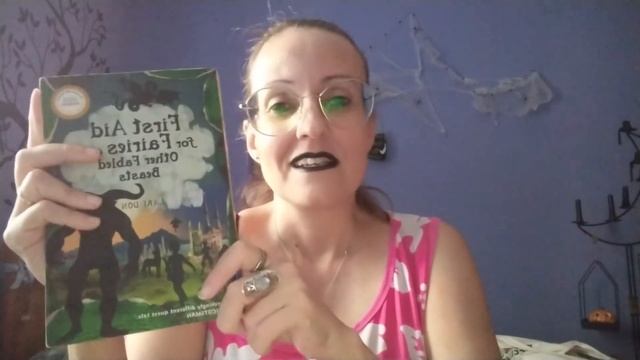 🧚♀️Primeros auxilios para hadas y otras criaturas fabulosas🧝♀️ Lari Don. Sinopsis y opinión смотреть онлайн