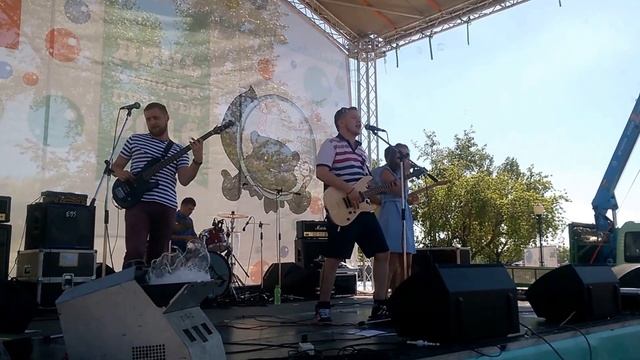 5) Двое у моря - Комета [День Мыльных Пузырей Иркутск 2016] смотреть онлайн
