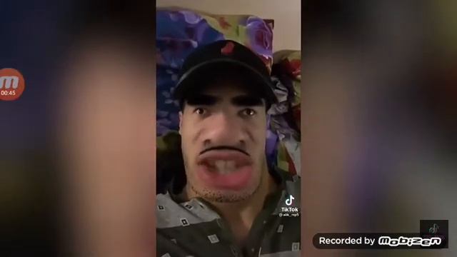 😂АЛИК КОГДА ПЕРЕСМОТРЕЛ ВЕНОМА ПРИКОЛА ОТ АЛИКА