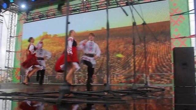 Минск. 2 июля 2017. День Вышиванки. 9ч.(25). NAVIBAND. Беларусь смотреть онлайн