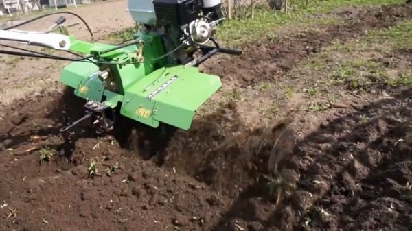 Мотоблок бензиновый COUNTRY 1050 ADVANCE пашет за 9 лошадок