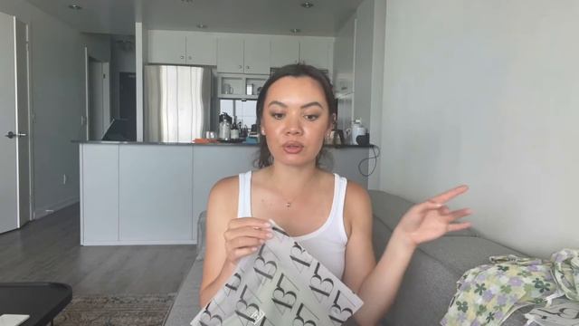 437 Haul | Vivienne Audi + LIv Mcilkenny Collections смотреть онлайн