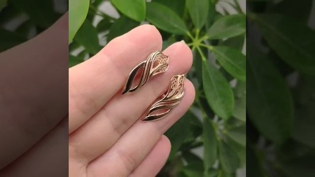 Серьги с золочением (2,8 х 1,0 см), Красная Пресня 25 BYN Доставка по БЕЛАРУСИ смотреть онлайн