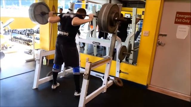 Squat: 535x1 @ 208 смотреть онлайн