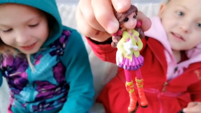 Расспаковка детских подарков Чикен Пицца 🍕 смотреть онлайн