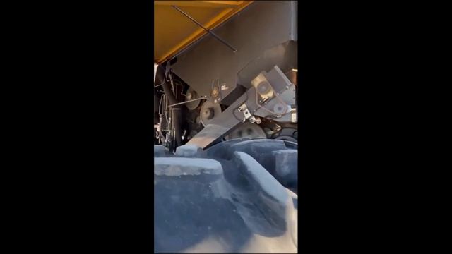 2013 CLAAS LEXION 750 For Sale