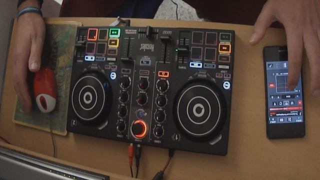 Hercules DJ Control Inpulse 200 & Virtual DJ + V.DJ Remote(p.8) смотреть онлайн