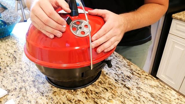 Good To Go. 14 in. Portable Characoal Grill In Red Unboxing + First Impressions смотреть онлайн
