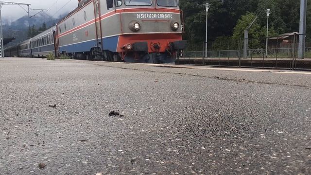 ⚠️IR 1623 BUCUREȘTI NORD-BRAȘOV-SIBIU⚠️PĂRĂSEȘTE BUSTENI CU EA 410-240-2. смотреть онлайн