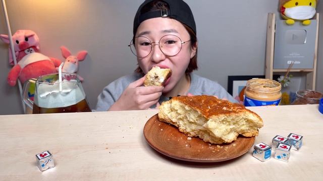 카페 언니랑 직접 만든 대왕스콘 디저트 먹방 Dessert Mukbang смотреть онлайн