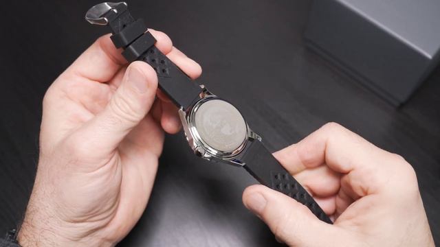 Timex Navi XL 41mm Dive Watch - Unboxing And Overview