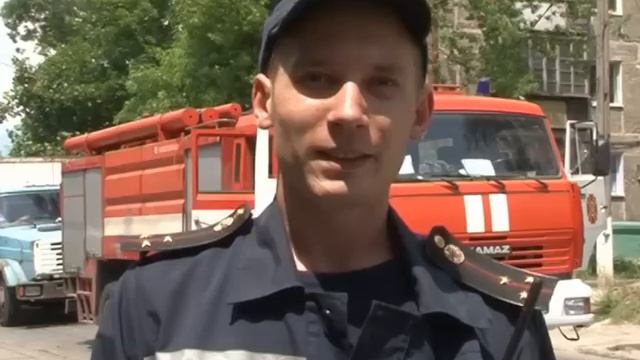 Під час ліквідації пожежі вогнеборці врятували двох хлопчиків смотреть онлайн