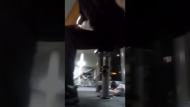 One arm fly press 134 kg смотреть онлайн