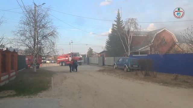 Югорск, пожар на ул.Снежной 19.50/08.05.2019 смотреть онлайн