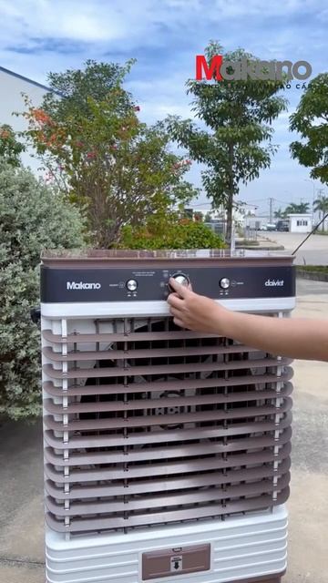 Máy Làm Mát Makano MM201 смотреть онлайн