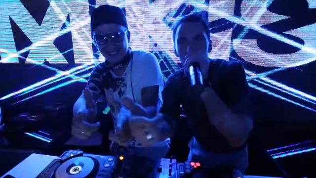 Mikis @ Slim Bar, Almaty, Kazakhstan смотреть онлайн