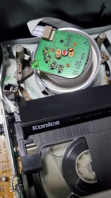 VHS магия смотреть онлайн