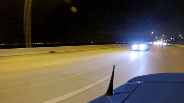Turbo M3 vs Nitrous Coyote смотреть онлайн