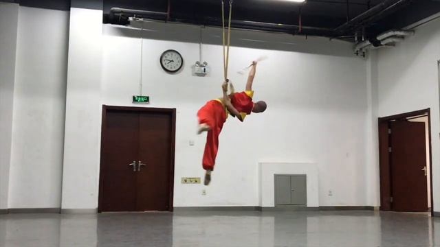 Demo aerial straps Dzmitry HD 720p смотреть онлайн