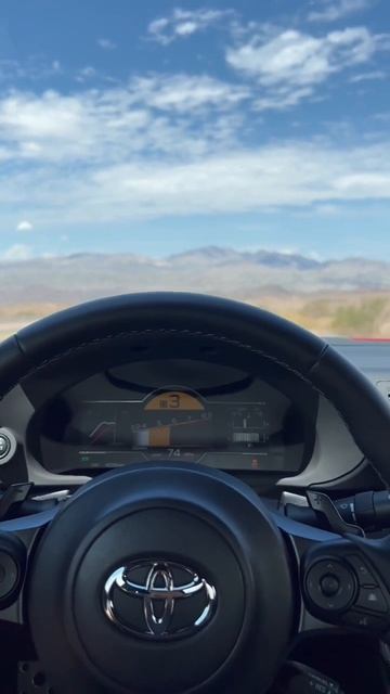 Toyota GR-86 going 0 to 110 mph￼ смотреть онлайн