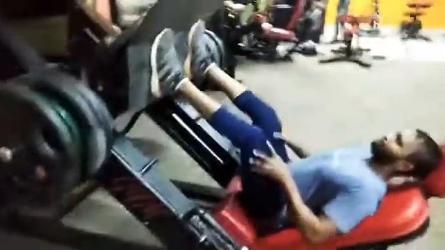 💪Shanky Chauhan 💪 Leg Press 210 kg body weight 59 kg💪 смотреть онлайн
