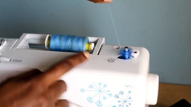 How to setup your Electrical Sewing Machine | Alex Marie смотреть онлайн