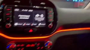 Стильная и функциональная подсветка торпедо и дверных карт с управлением со смартфона. Авто Kia Soul