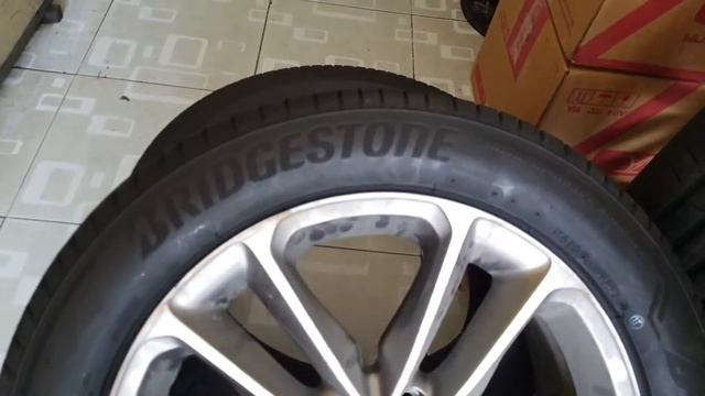 #2 HYUNDAI SANTA FE Thay Lốp size 235/55R19 BRIDGESTONE AL01 Dòng lốp êm ái bền bì смотреть онлайн