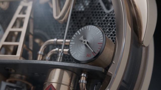 WATCHESTV Reviews The Jacob & Co. Oil Pump Timepiece