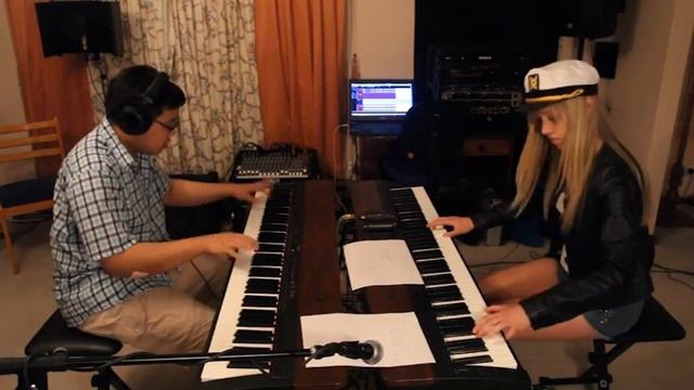Lara and Jonathan play a Village People medley on piano! YMCA! смотреть онлайн