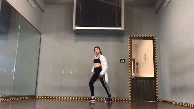 Body on me - Rita Ora ft Chris Brown (Dance Cover) смотреть онлайн