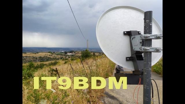 10 GHZ IT9BDM - SV1EBS QSO 580 km DISTANCE 25-6-2021 WITH 120 milliwatt смотреть онлайн