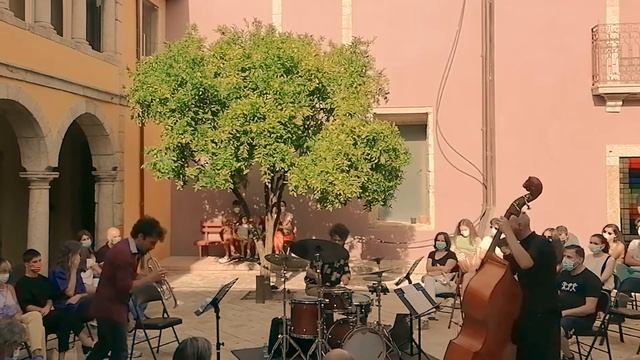 "Anahata" - Luís Vicente Trio @ Jazz ao Largo, Barcelos смотреть онлайн