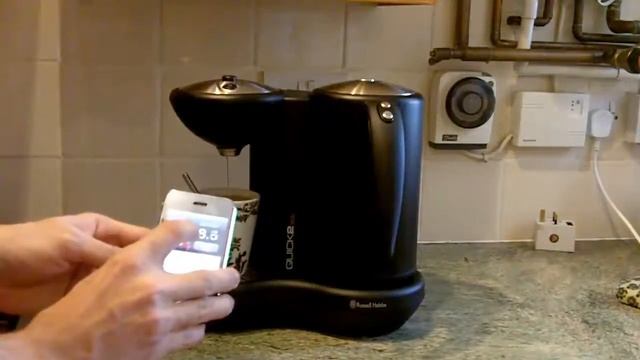 Russell Hobbs Quick 2 Boil Kettle смотреть онлайн
