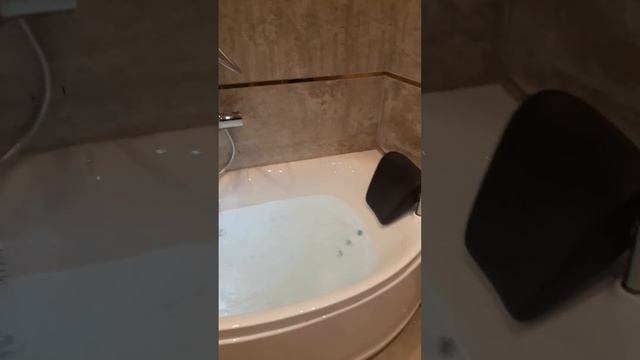 الأنتهاء من تشطيب حمام وتشغيل جاكوزى كامل 160*90 سم وتركيب سخان كهرباء وأختبار المياة смотреть онлайн