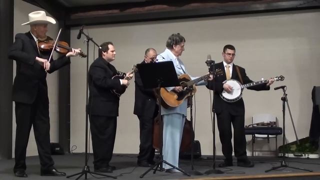 Larry Sparks & The Lonesome Ramblers - Blue Mountain Melody смотреть онлайн