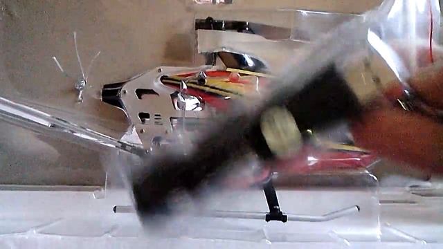 Syma S37 Raptor-Unboxing смотреть онлайн