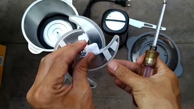 CARA MERAKIT FOOD CHOPPER MEREK KITCHEN EXPERT