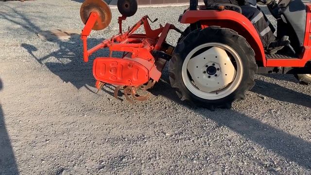 Kubota GT3 смотреть онлайн